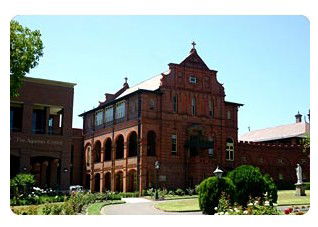 Santa Sabina College - Education NSW 4