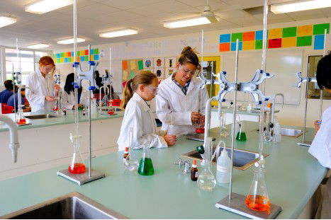 Carrum Downs Secondary College - Education NSW 3