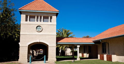 Mandurah Catholic College - Education NSW 3