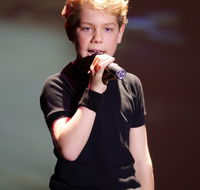 Jamie Redfern's Elite Singing and Performance School - Education NSW