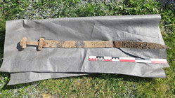 Ancient Viking sword discovered 'sticking up out of the ground' after 1,300 years Education NSW